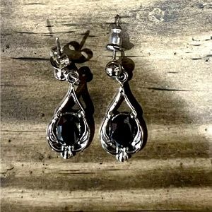 Drop shiny fashion earrings